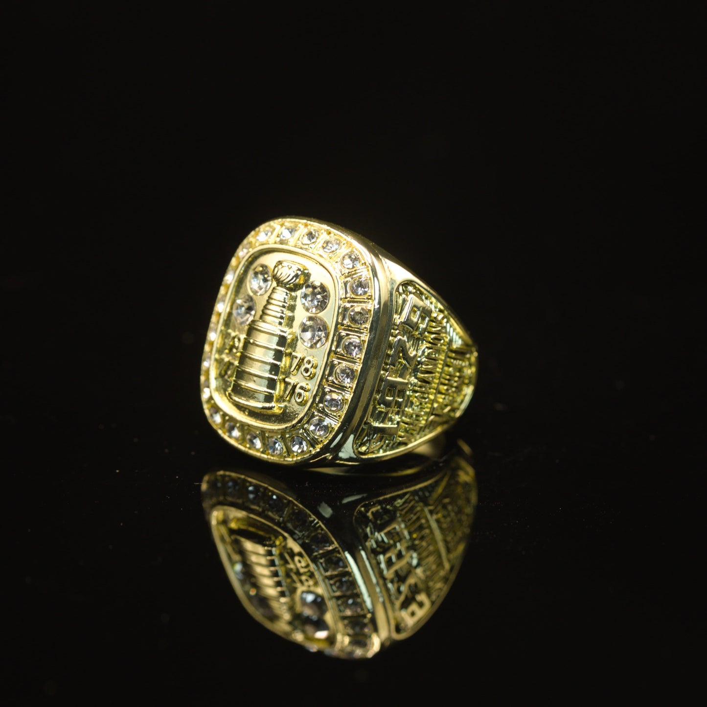 1979 NHL Montreal Canadiens Championship Replica Ring