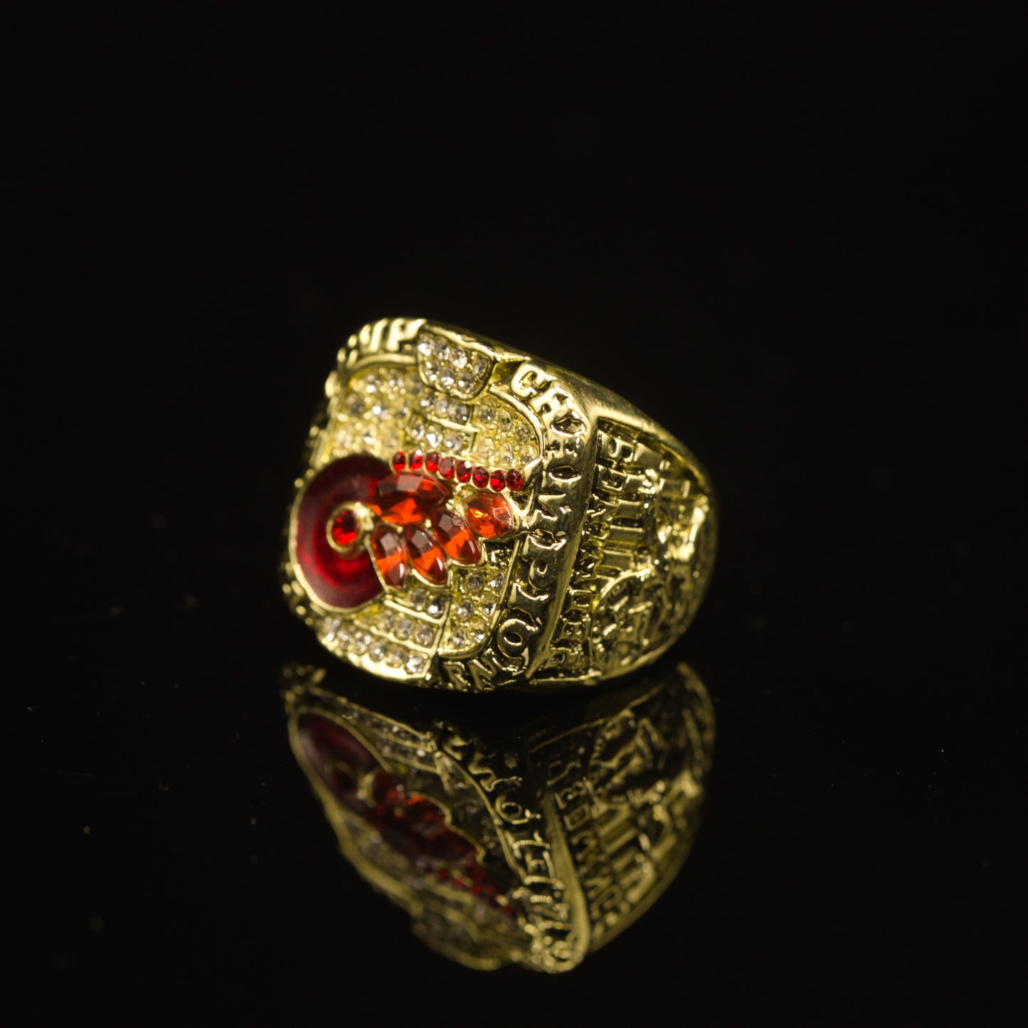 2002 NHL Detroit Red Wings Championship Replica Ring