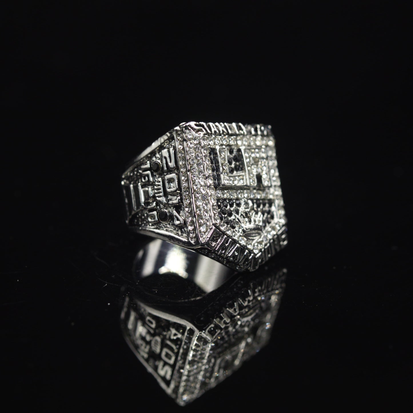 2014 NHL Los Angeles Kings Championship Replica Ring