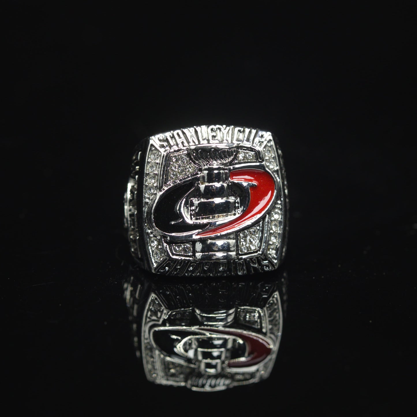 2006 NHL Carolina Hurricanes Championship Replica Ring