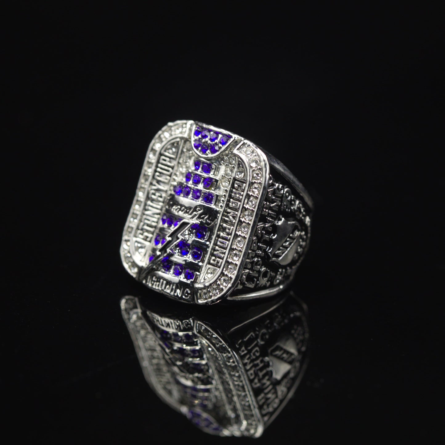 2004 NHL Tampa Bay Lightning Championship Replica Ring